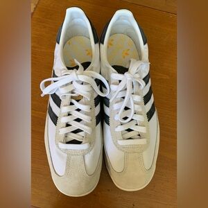 adidas White and Black Low-Top Lace-Up Sneakers SL -72